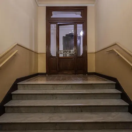 Apartman Mansarda Svizzera By Wonderful Italy *