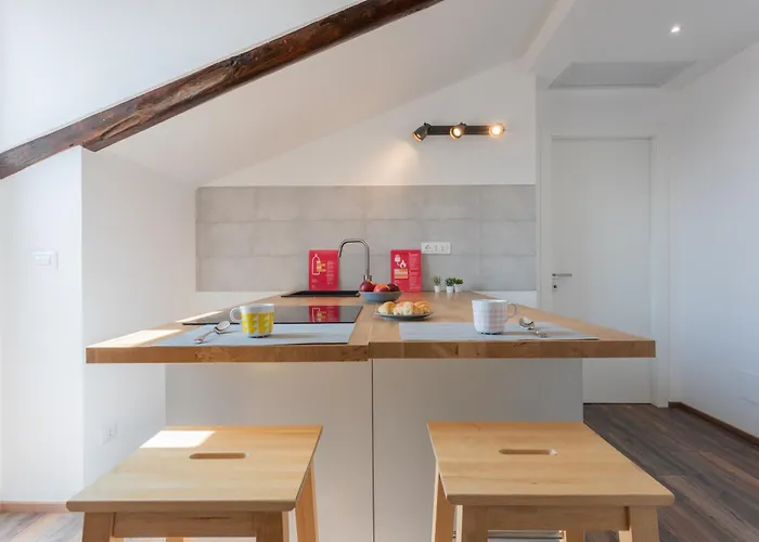 Apartment Mansarda Svizzera By Wonderful Italy