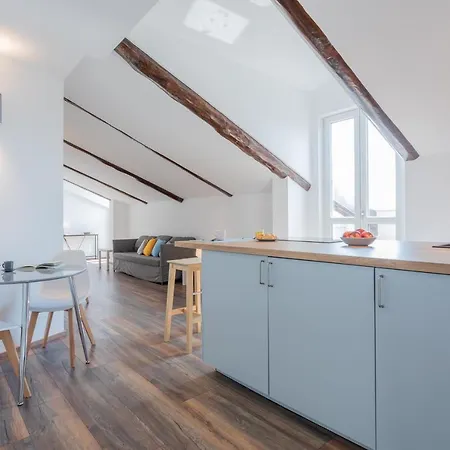 Mansarda Svizzera By Wonderful Italy アパート *