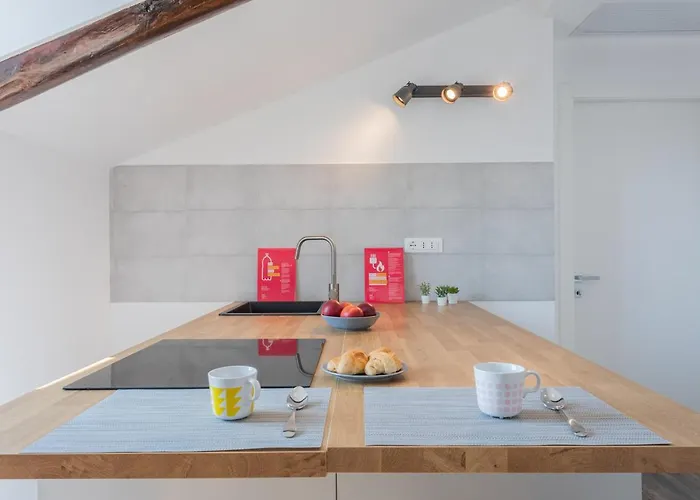 Apartment Mansarda Svizzera By Wonderful Italy *