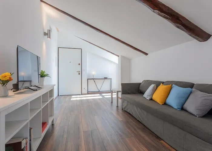 Mansarda Svizzera By Wonderful Italy Apartment *
